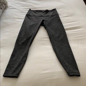 Lululemon Wunder Under 7/8 pant - size 6